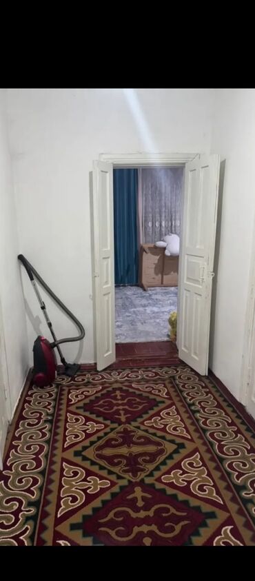 снять дом в бишкуле на длительный срок: 70 м², 4 комнаты, Парковка, Сарай, Забор, огорожен