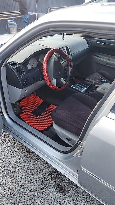 step 2: Chrysler 300C: 2006 г., Автомат, Седан — 3