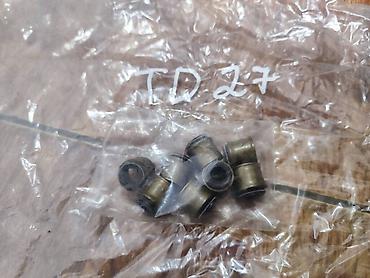 down pipe: Nissan TD27 сальники клапанов, НиссанTD27 Сальники клапанов. 2.7 — 1
