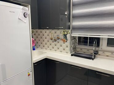 Uzunmüddətli kirayə mənzillər: Mərdəkənda 5 mertebeli binanın 3-cu mərtəbəsində ümumi sahəsi 63 kv,m -da lalafo.az — 12 Uzunmüddətli kirayə mənzillər: Mərdəkənda 5 mertebeli binanın 3-cu mərtəbəsində ümumi sahəsi 63 kv,m — 12