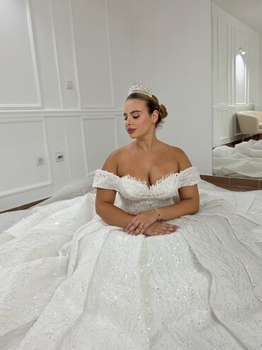 Venčanice: Na prodaju nove vencanice Nikad nosene Moguce ih je prosiriti i — 4