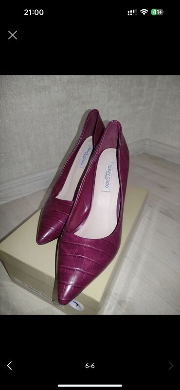 Туфли: 1. Туфли 37 размера 1000 2. Шикарные туфли (Jimmy Choo) цвета- — 6
