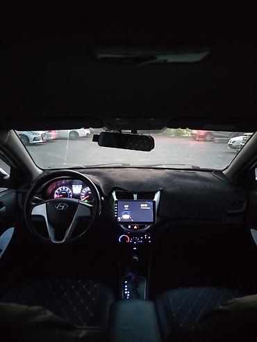 solaris accent: Hyundai Solaris: 2014 г., 1.4 л, Автомат, Бензин, Седан — 5