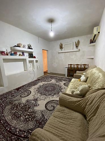 kiraye evler 4 cu mikrorayon: Digah, 4 otaqlı, Köhnə tikili, 3 kv. m — 3