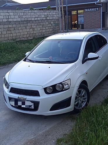 chery a 21: Chevrolet Aveo: 1.4 l | 2012 il 240000 km Sedan — 4