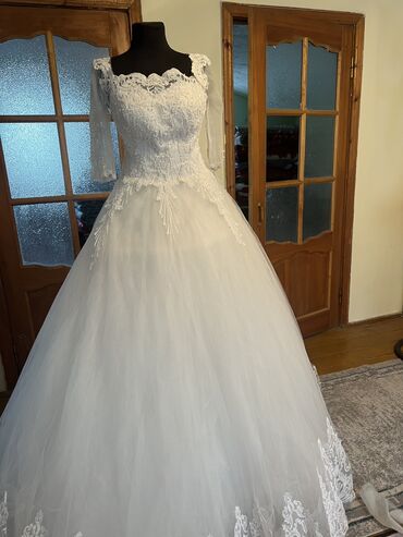 Свадебные платья: Свадебные платья — 12