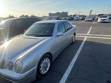 nissan satisi: Mercedes-Benz E 240: 2.4 l | 1999 il Sedan — 4