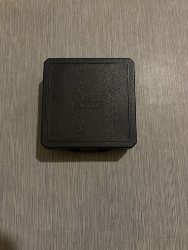 CYBER SONIC qulaq eşitmə gücləndiricisi - Qara sərt plastik qutuda