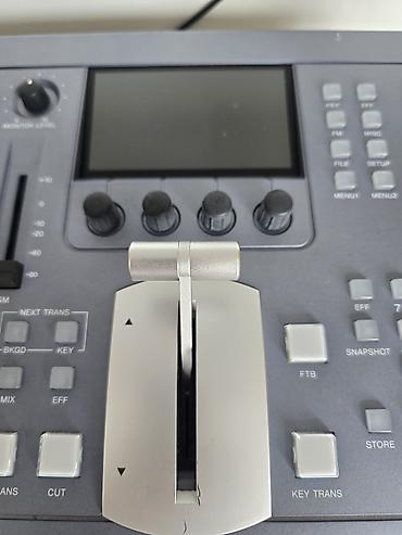 İdman və hobbi: Sony MCS-8M Tam etibarlı və güvənli 7 kanallı 4 SDİ/3HDMİ HD PTS — 7