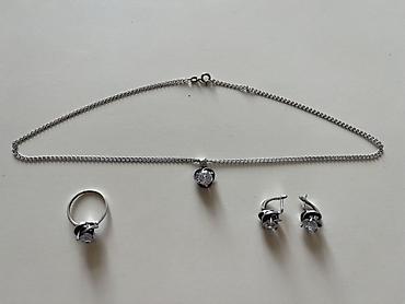 Dəstə daxildir: Boyunbağı, Gümüş, 925 Əyar, 17 g lalafo.az -da Dəstə daxildir: Boyunbağı, Gümüş, 925 Əyar, 17 g