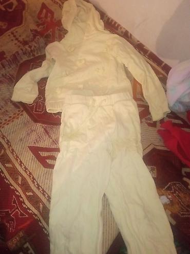 Комплекты одежды: Usaq geyimleri. 2 manat kurtka 4 manat. daha asagi qiymete de goture — 5