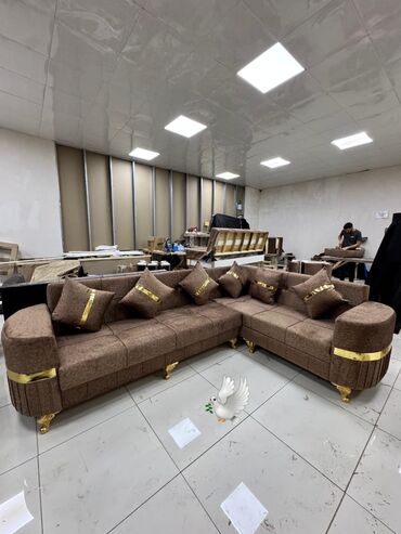 Divanlar: Künc divan, Yeni