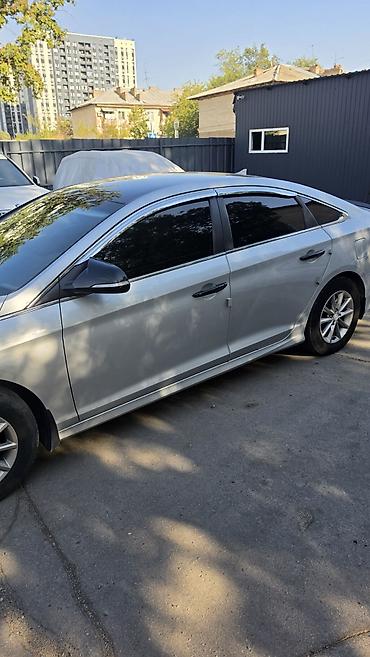e 303: Hyundai Sonata: 2019 г., 2 л, Автомат, Газ, Седан — 3