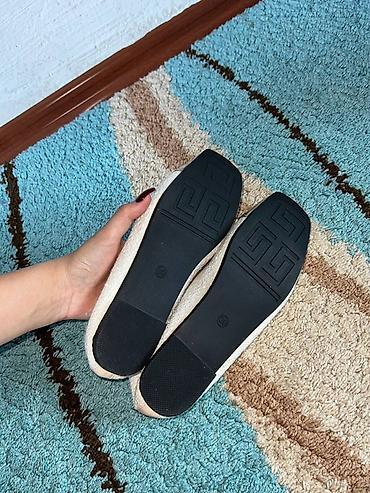 Личные вещи: Туфли, 37, 38, 38.5, Toms, Новый, цвет - Белый, Самовывоз, Платная доставка — 2