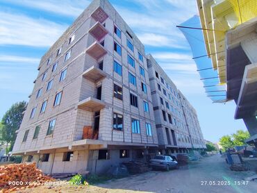 средний жал квартира: 1 комната, 56 м², 1 этаж, ПСО (под самоотделку)