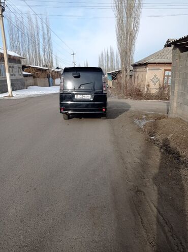 авто обшивка: Honda Stepwgn: 2004 г., 2.4 л, Автомат, Бензин, Минивэн
