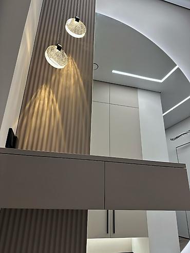 Dəhliz dolabları: Müasir dəhliz üçün modul mebel dəsti - Dəst tərkibi: - Tavana qədər — 6