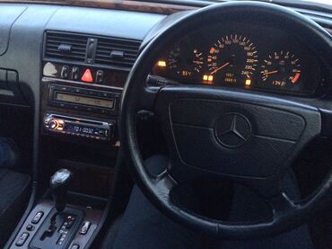 Mercedes-Benz: Mercedes-Benz C-Class: 1999 г., 2 л, Автомат, Бензин, Седан — 4