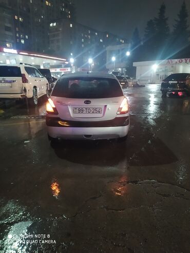 Kia: Kia Rio Dizel 1.5 mator ili 2008. ilkin odenis 1200 manat — 1
