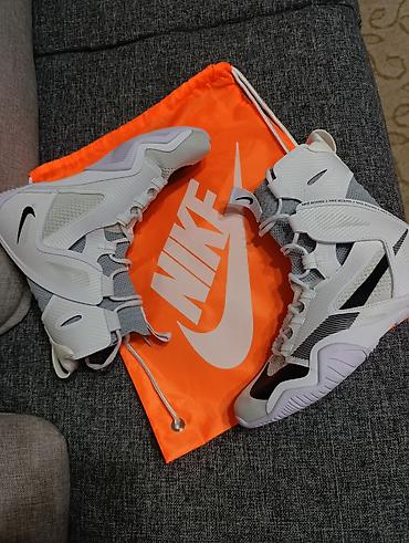 Мужские кроссовки, 43, Nike, Новый, цвет - Белый, Платная доставка