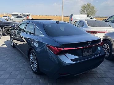 Toyota: Toyota Avalon: 2019 г., 0.5 л, Автомат, Гибрид — 6