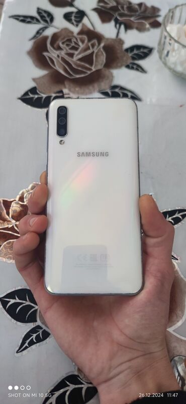 samsung ucuz telefon: Samsung Galaxy A50, 128 GB, rəng - Ağ, Sensor, Barmaq izi, İki sim kartlı