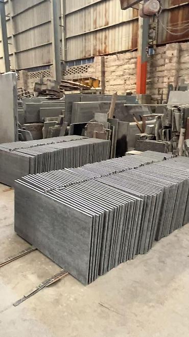 Фасадные гранитные плитки: Гранит- сары таш -балясины стартовый тумбы-итд примой из завода — 18