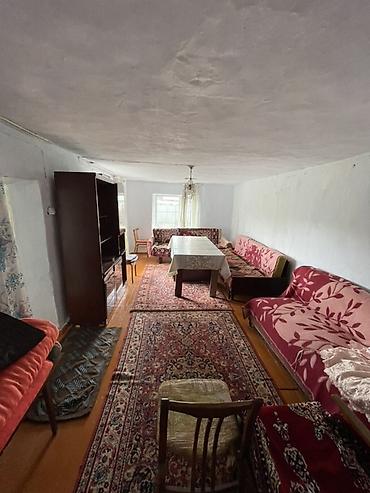 Продажа коттеджей и домов: Ысык -Көлдүн түштүк тарабынан Кажы- Сай айылынан үй сатылат . Участогу — 7