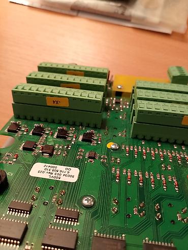 kosovka devojka goblen: HSM Electronic – upravljačka jedinica sa tastaturom i LCD ekranom + — 3