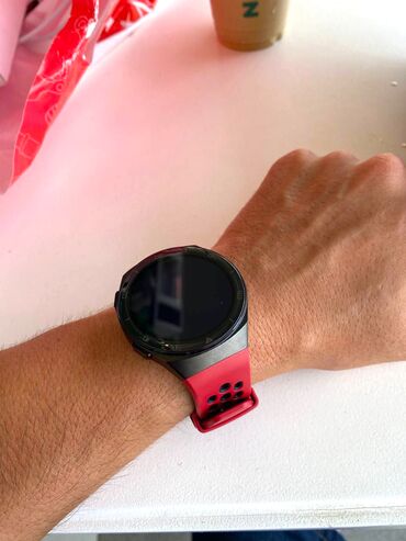 Toy paltarları və aksesuarları: Smart saat, Huawei