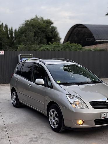 transporter multivan: Toyota Corolla Verso: 2002 г., Механика, Дизель, Универсал — 2