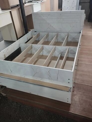 Двуспальные кровати: Двуспальная кровать, Новый, С матрасом, длина - 200 см — 8