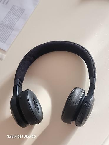 iphone nauşnik: JBL LIVE 670 NC - Brend: JBL - Bağlantı: Bluetooth - İdarəetmə — 1