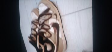 Кроссовки и спортивная обувь: Кожаные кроссы 43. размеры разные — 5