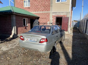 Daewoo: Daewoo Nexia: 2008 г., 1.6 л, Механика, Бензин, Седан — 7