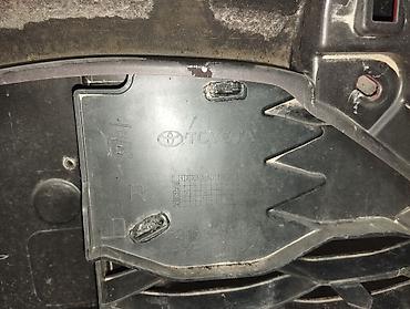 Бампер и комплектующие: Бампер Toyota, Оригинал — 4