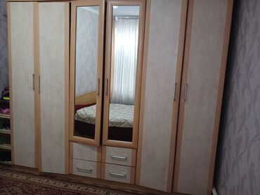 дверь эшик: Шкаф для одежды, Б/у, Угловой, Дерево