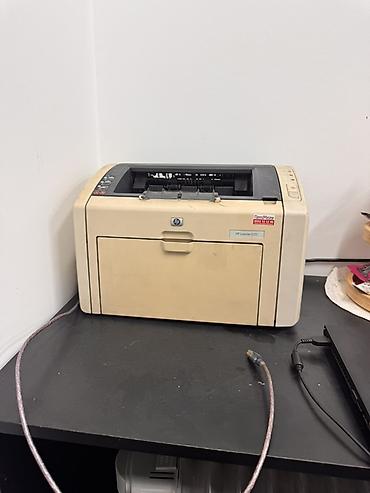 Принтеры: Лазерный принтер HP LaserJet 1022 - Тип печати: монохромная лазерная — 1