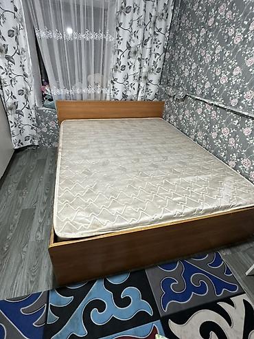 bunk bed: Кровать двуспальная с матрасом - Размер спального места — 1