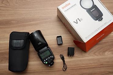 godox mini pioneer 200: Godox V1C TTL Li-ion Round Head Camera Flash – Kit İdeal — 6