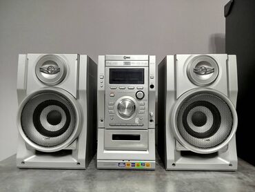 домашний сабвуфер: Продаю недорого LG музыкальный центр есть AUX есть и другие муз