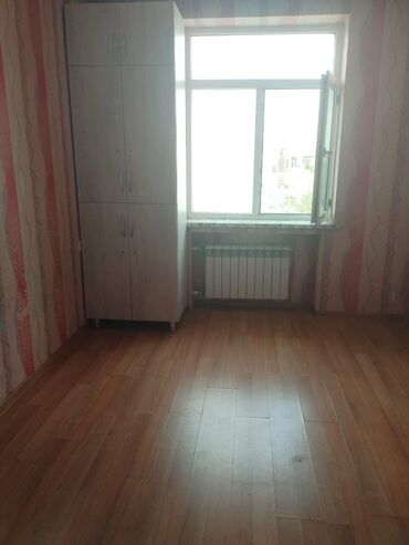 аренда дома на длительный срок: Сдается однокомнатная квартира, в районе Масазыр, на третьем этаже.В