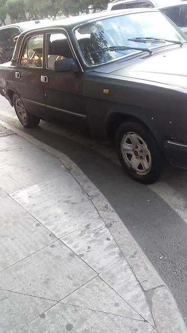 volga 2110: GAZ Volga sedan - Kuzov: 4 qapılı sedan, klassik Volga dizaynı - — 9
