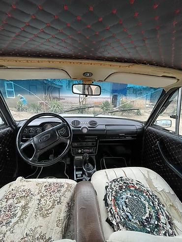 VAZ (LADA): Model: VAZ 2101 “Jiquli” Kuzov: sedan, 4 qapı Rəng: ağ Yanacaq: benzin — 9
