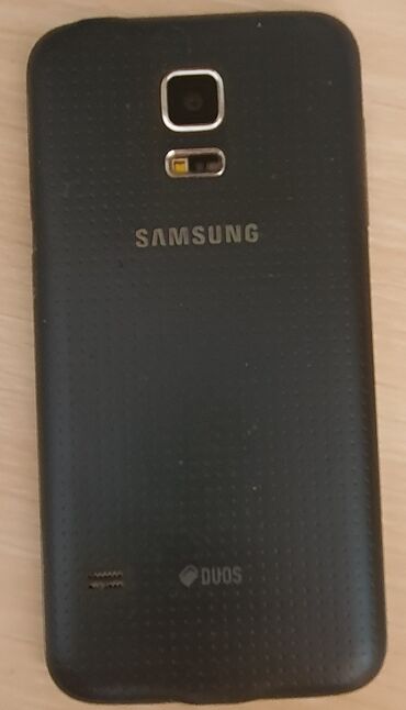 samsung knopkali telefonlar: Samsung Galaxy S5 Mini, цвет - Черный