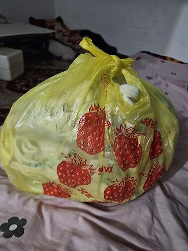 Отдам даром: 1 пакет детский ымыркайдын кийимдери бар, кызга да балага да туура — 1
