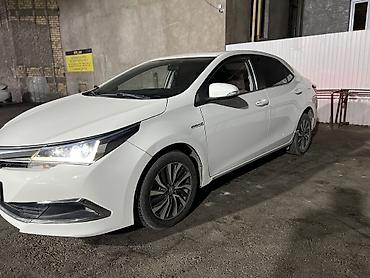 rd 1: Toyota Corolla: 2018 г., 1.8 л, Автомат, Гибрид, Седан — 2