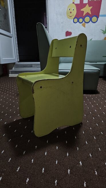 Детская мебель: Детские стулья Б/у