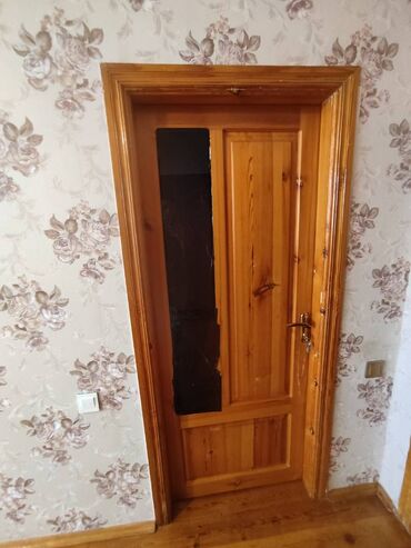Otaq qapıları: Taxta qapılar satılır.Heç bir zədəli yeri yoxdur. 9 ədəd mövcuddur. 1 -da lalafo.az — 5 Otaq qapıları: Taxta qapılar satılır.Heç bir zədəli yeri yoxdur. 9 ədəd mövcuddur. 1 — 5