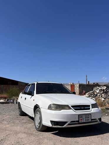 арзан машина мерс: Daewoo Nexia: 2010 г., 1.5 л, Механика, Бензин, Седан